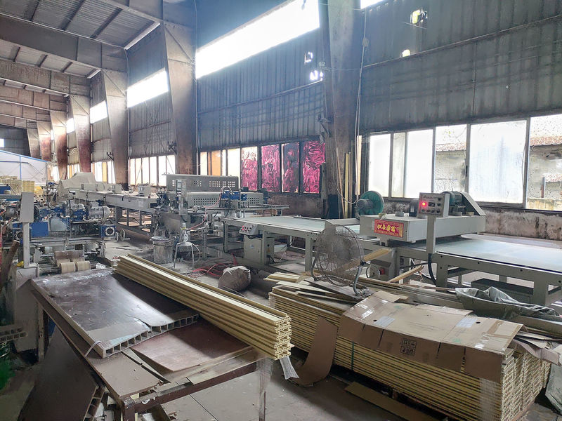 Guangdong Juye cheng New Material Co.,Ltd. linea di produzione del fabbricante