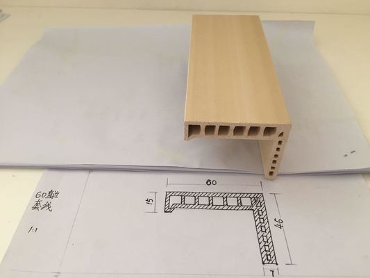 Un buon prezzo. Rifinitura stimata della superficie del trasferimento di calore del fuoco impermeabile dell'architrave della struttura di porta di WPC in linea
