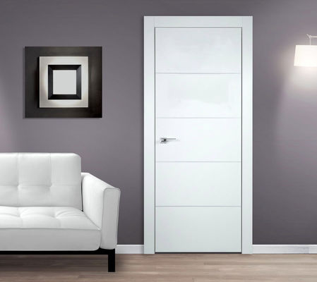 Un buon prezzo. WPC che dipinge porta interna, spessore di legno bianco della porta 45mm della camera da letto della schiuma solida in linea