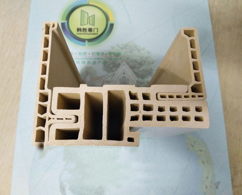 Un buon prezzo. Uso ignifugo composito vuoto del bagno di FIsrael della struttura di porta di Upvc WPC in linea