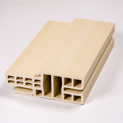 Un buon prezzo. Struttura di porta a prova d'umidità del bagno di WPC, anti struttura di porta di legno ardente di WPC in linea