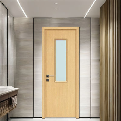 Un buon prezzo. Porta in vetro in WPC resistente all'umidità e alla marciume ideale per spazi interni moderni in linea