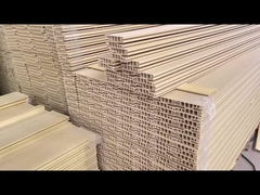 Fabbricazione a base di materiale WPC